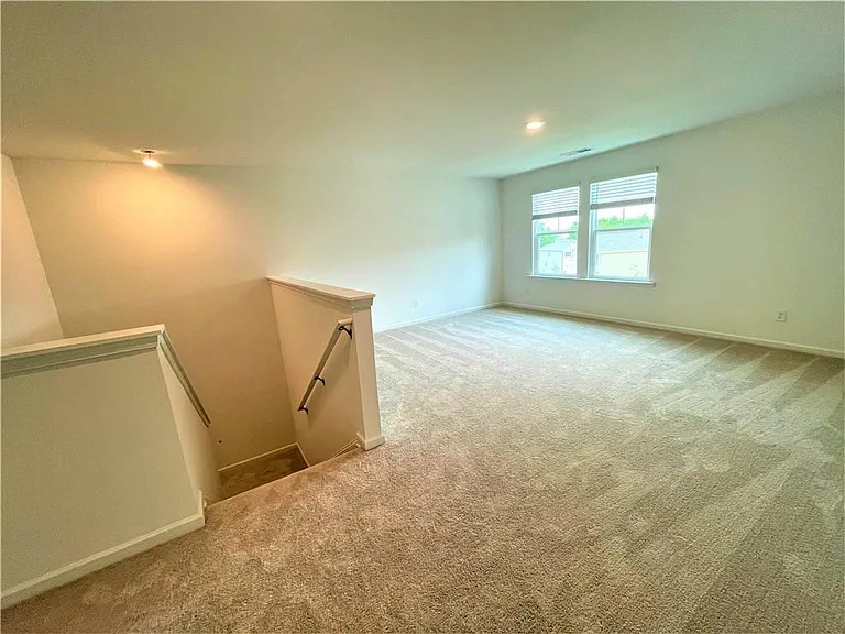270 Rivulet Dr — Photo 12