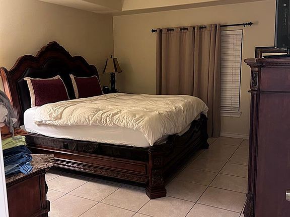3rd image of 5691 Buckeye Ct