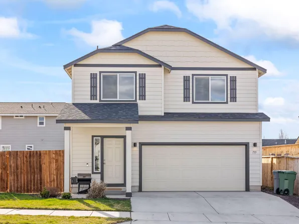 755 NE Posey Ct, Madras, OR 97741