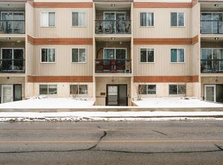 10432 76th Ave NW #303, Edmonton, AB T6E1L1