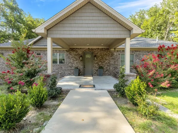 62 Charlotte Cv, Cadiz, KY 42211