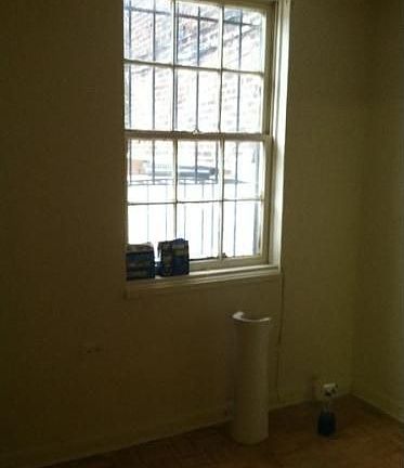5th image of 306 Livingston St