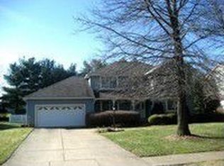 1386 College St SE, North Canton, OH 44720