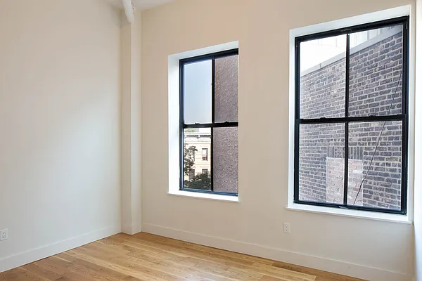 Rented by Nooklyn NYC LLC | media 77