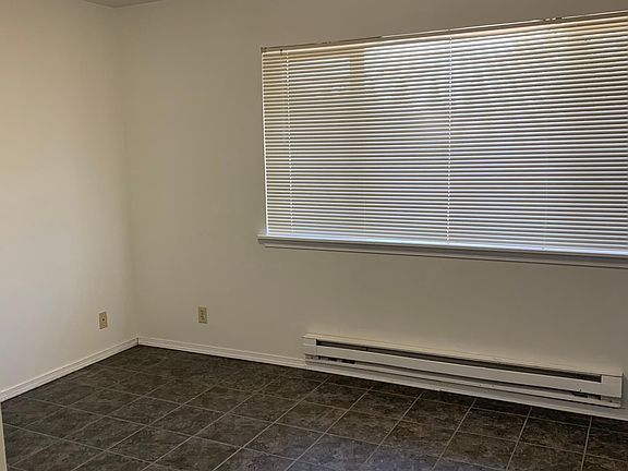 5th image of 1088 SE Baseline St #1088