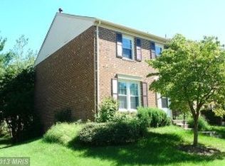 7448 Fountain Head Dr, Annandale, VA 22003