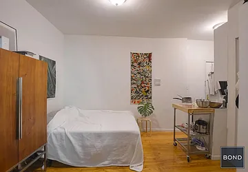 Rented by Bond New York