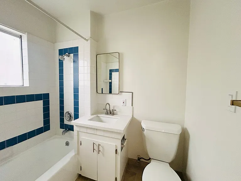 1427 Euclid St — Photo 6