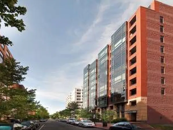 1117 10th St NW APT 1101, Washington, DC 20001