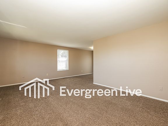 3rd image of 5849 Troy Villa Blvd