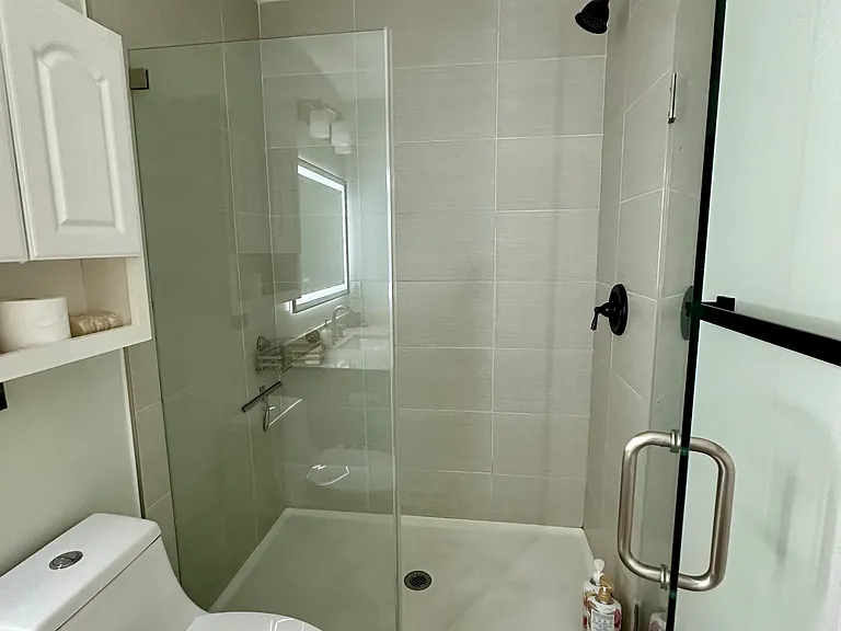 2525 Jefferson St #M — Photo 15