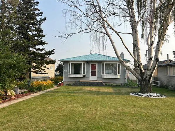 315 3rd Ave N, Vauxhall, AB T0K 2K0