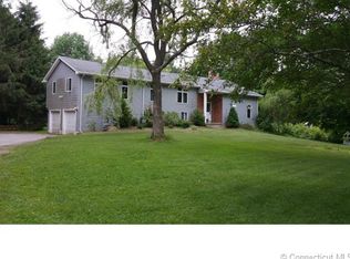 424 Gurleyville Rd, Mansfield, CT 06268