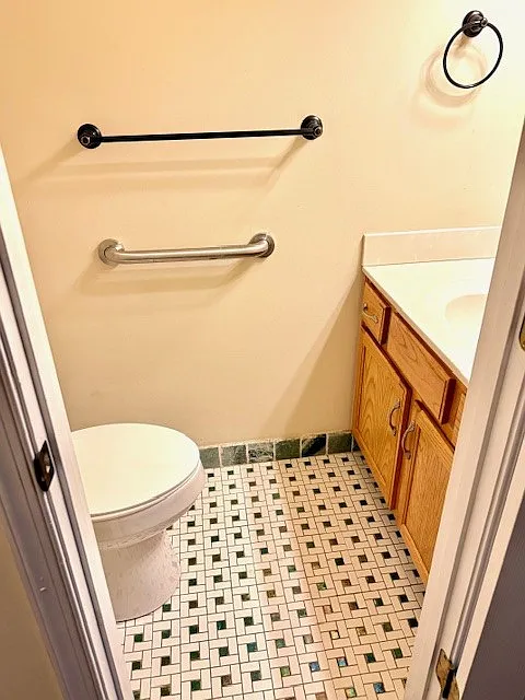 3 bed, 2.5 bath, 1594 sqft, $2,100 — Photo 4