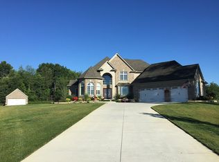 8097 Tamarack Ln, Romeo, MI 48065