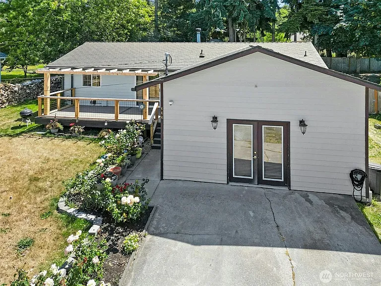 444 Marine View Pl — Photo 25