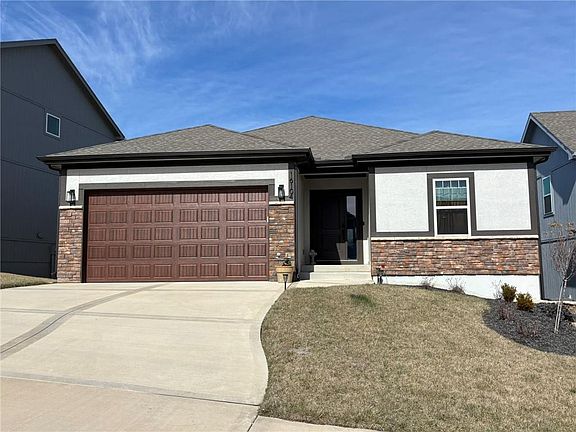 2nd image of 16104 Ryan Cir