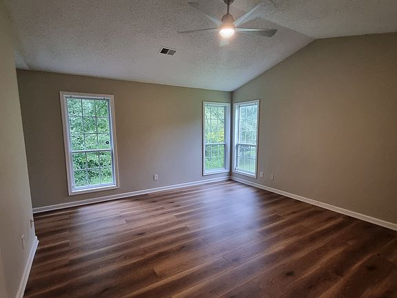 5th image of 1352 Woodmill Trce