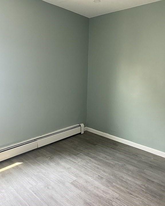 1st image of 15 Beetle St #3S