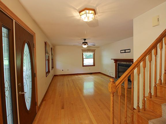 5th image of 3195 Cherry Ln