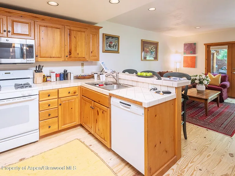 960 E Durant Ave #7 — Photo 14