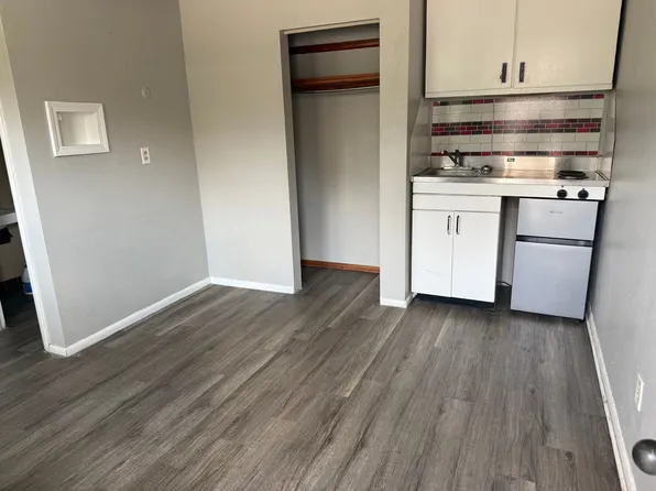 815 Crescent Drive, 815 Crescent Dr #4, New Castle, IN 47362