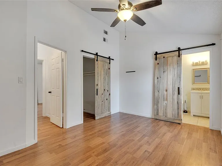 9426 Lake Lotta Cir — Photo 21