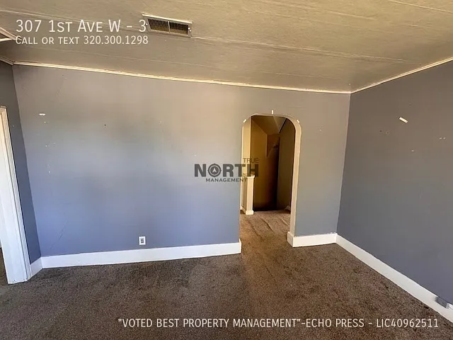 307 1st Ave W #3 — Photo 6