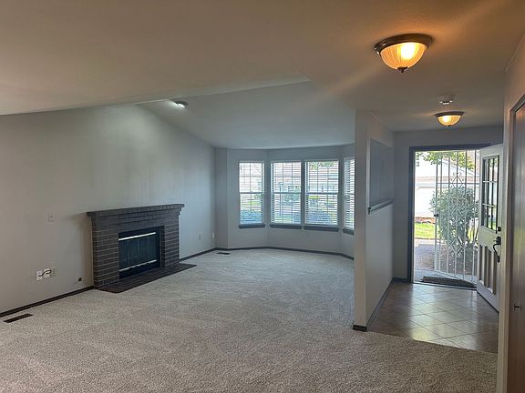 3rd image of 5710 N 21st St #10