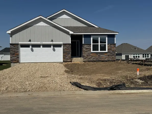 7153 201st St W, Lakeville, MN 55044