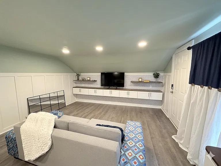 624 6th Ave S #2 — Photo 4