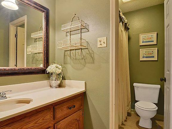 4th image of 3721 Cypress Park Dr