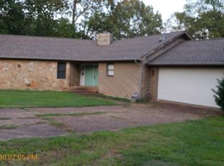 445 Chickasaw Bluff Rd, Benton, KY 42025