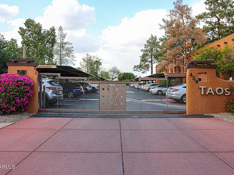 4704 E Paradise Village Pkwy #144 — Photo 36