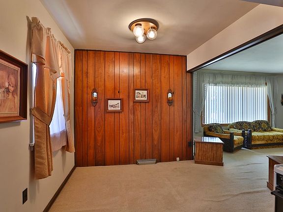 4th image of 3721 W 177th Pl
