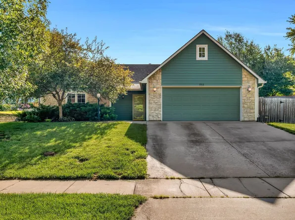 532 Bently Dr, Lawrence, KS 66049