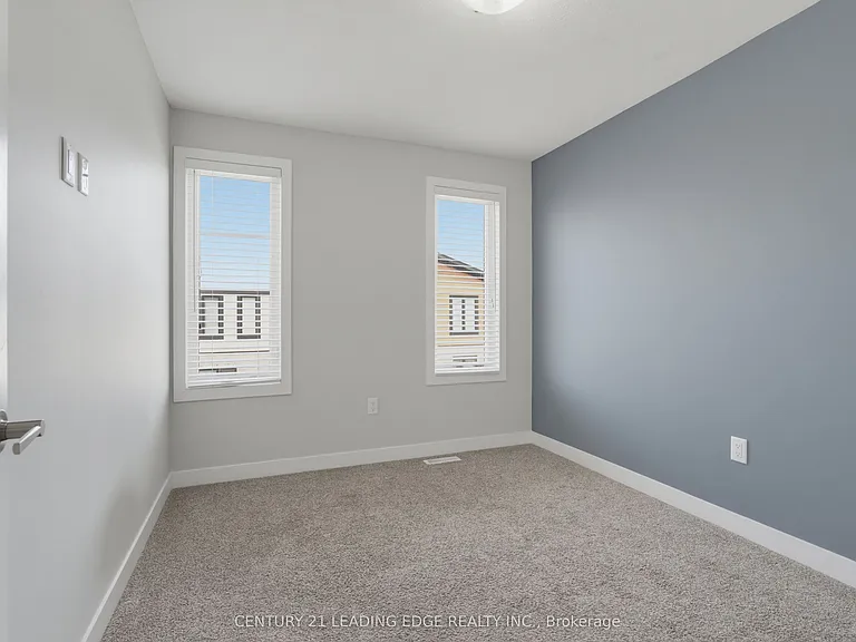 915 Georgetown Dr — Photo 23