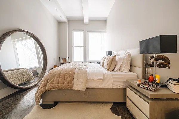 Sold by Harmonycity Corp. | media 9
