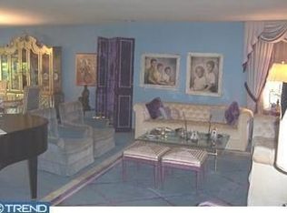 1266 June Rd, Huntingdon Valley, PA 19006