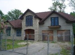 9527 Greenwood Dr, Des Plaines, IL
