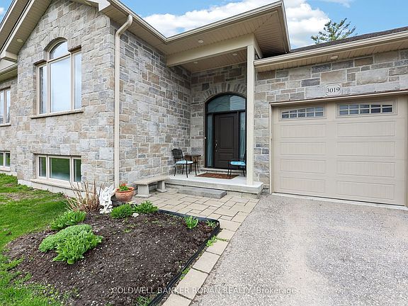 2nd image of 3019 Sandy Cove Dr
