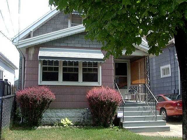 1st image of 119 Eckhert St #2