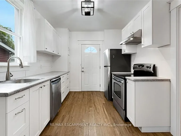 112 Oakland Ave — Photo 11