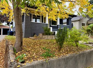 410 N 46th St #2, Seattle, WA 98103