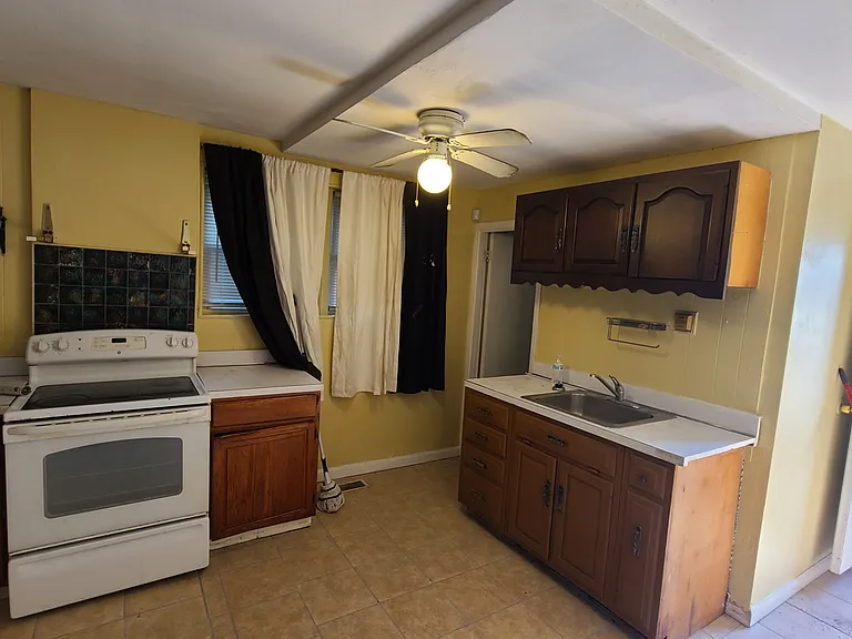 7002 Rising Sun Ave #B — Photo 4