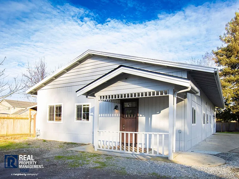 Mills - 2817 (Advertising Only) — Photo 15
