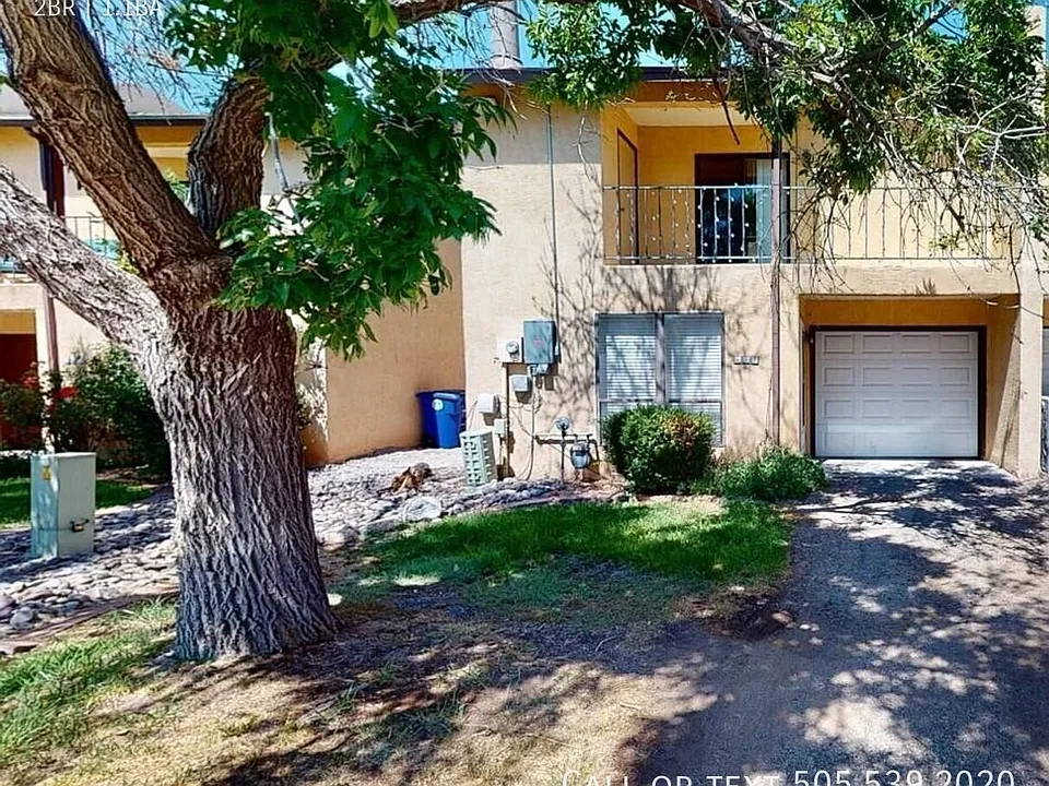 187 Vista Point Ct NE