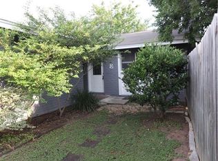 1206 Glenda Dr #B, Round Rock, TX 78681