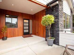 806 Salmonberry St, Springfield, OR 97477