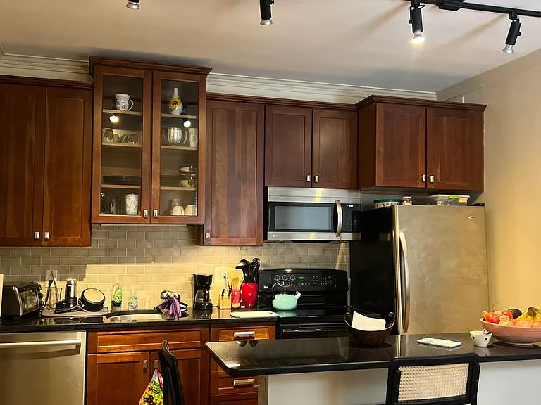 The EB Green Residence — Photo 74